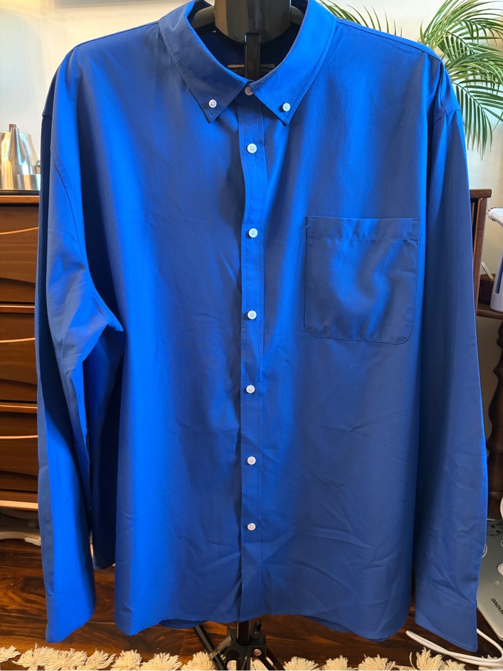 Oxford Men’s Button-Down Dress Shirt in Royal Blue